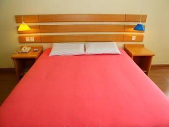Home Inn Jiaotong University Xinhua Road Shanghai Exterior photo